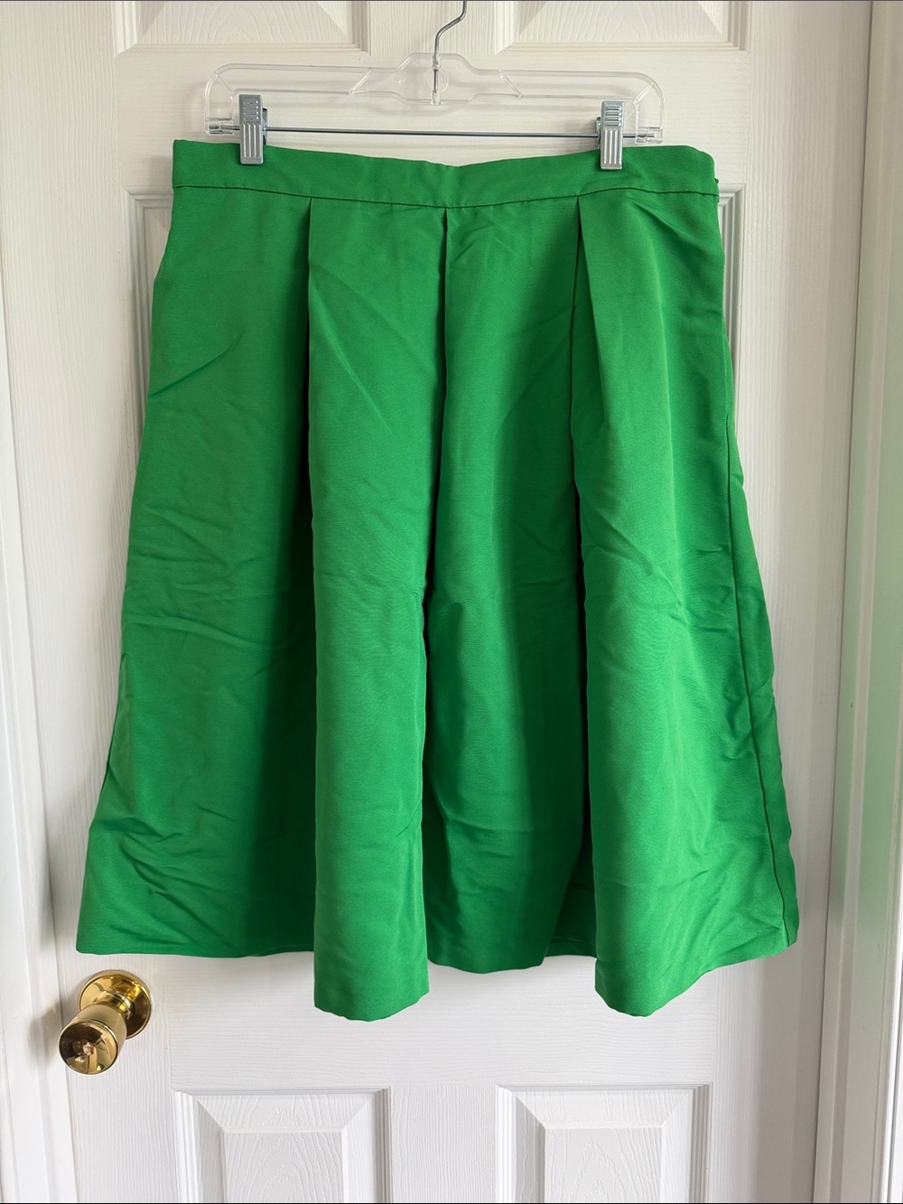 NWT New York & Company Bright Green Pleated A-Line Skirt